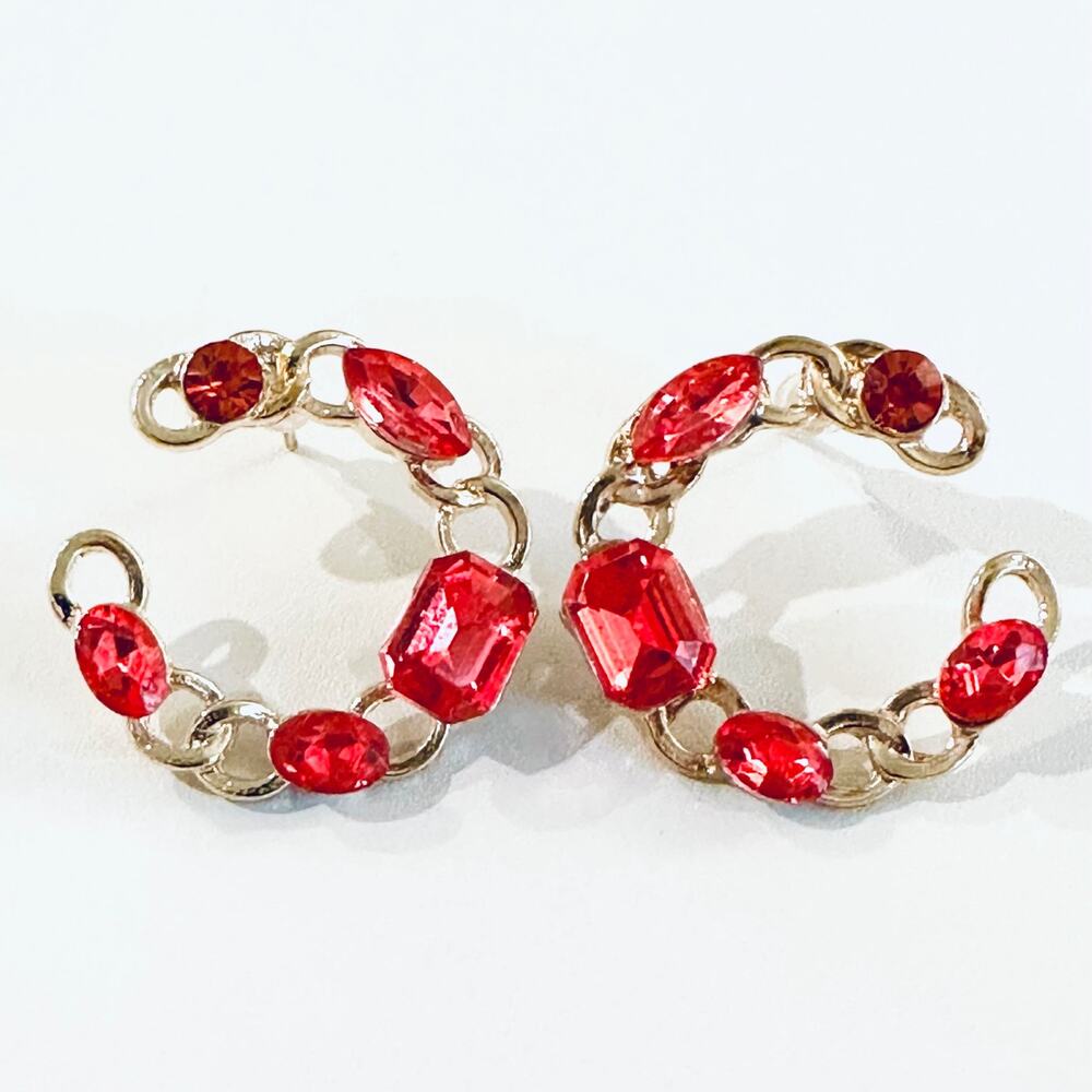 Chain Link Stud Earrings